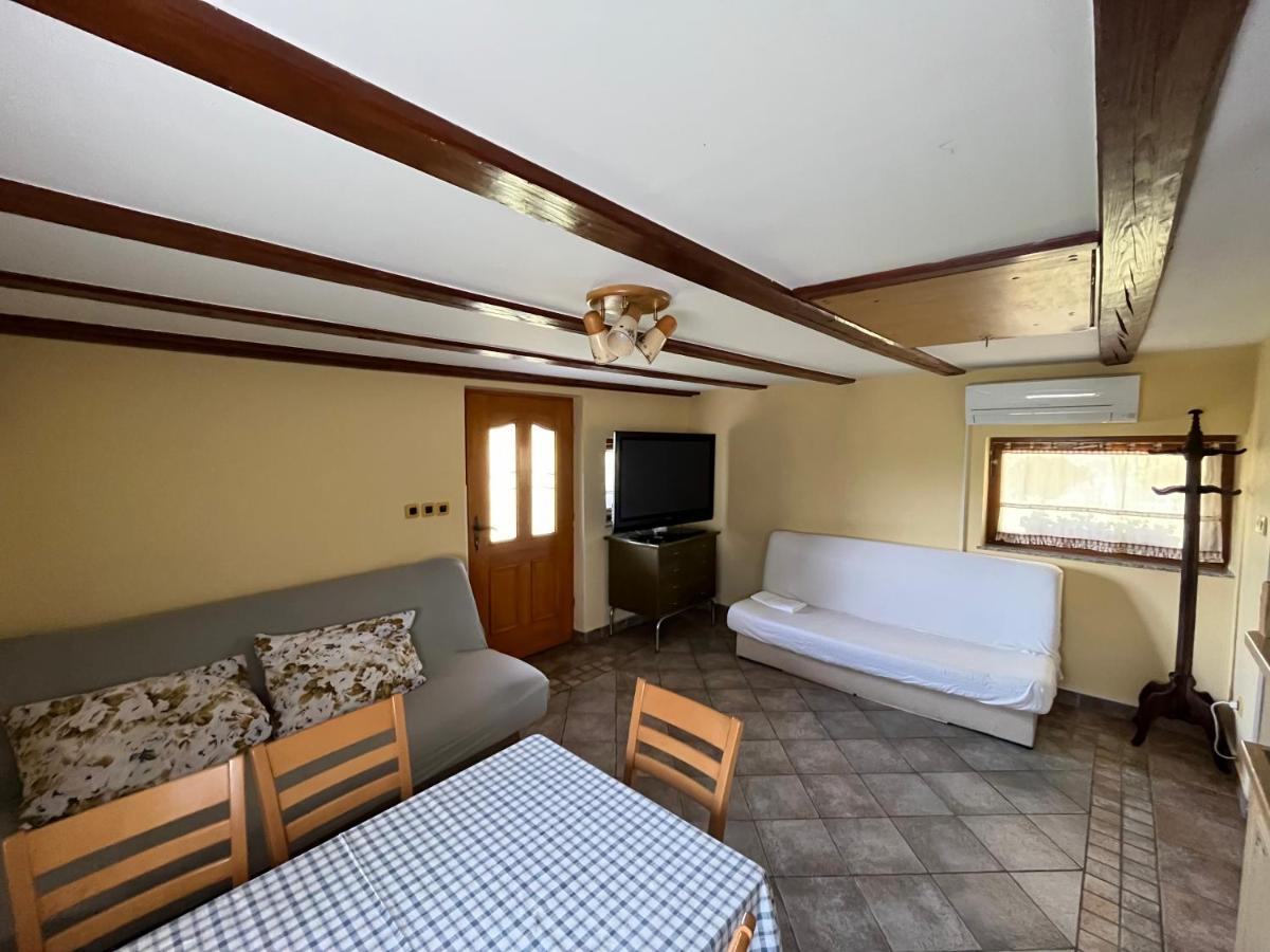 Holiday Home Dobrotin Vojnik Ngoại thất bức ảnh